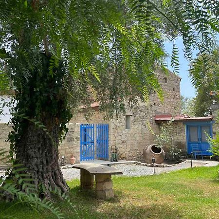Penzion Cecilias Courtyard Malya Exteriér fotografie