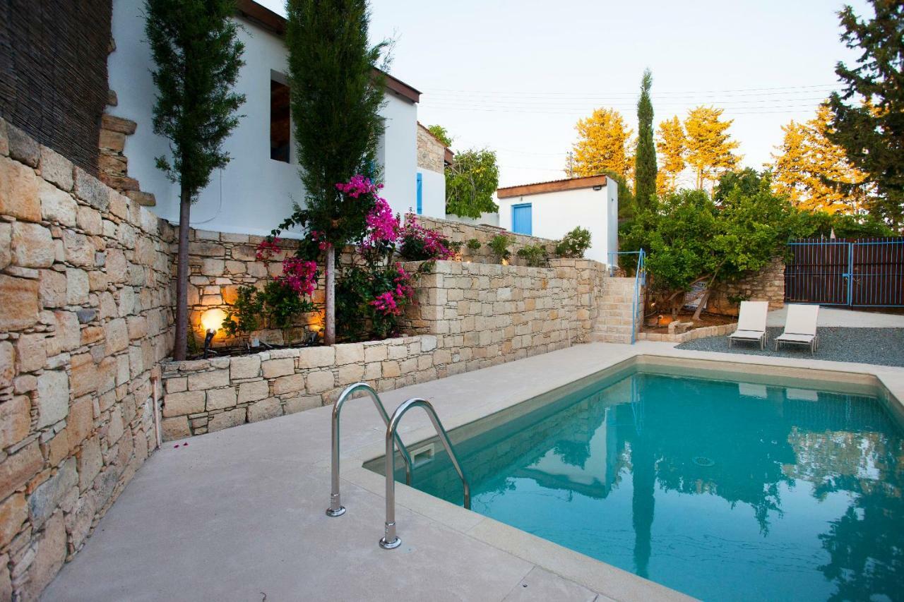 Penzion Cecilias Courtyard Malya Exteriér fotografie